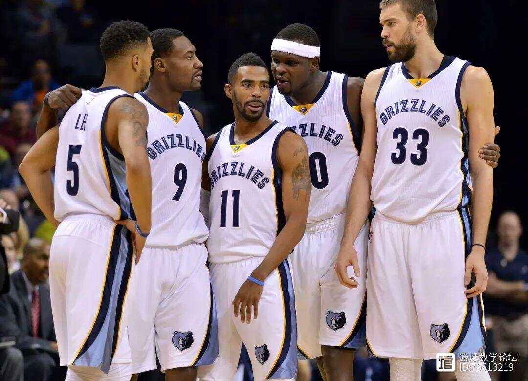 九游游戏盒下载关于NBA季后赛赛程吃紧,巴塞罗那赛后门线救险,压力陡增,身体对抗强度拉满的信息